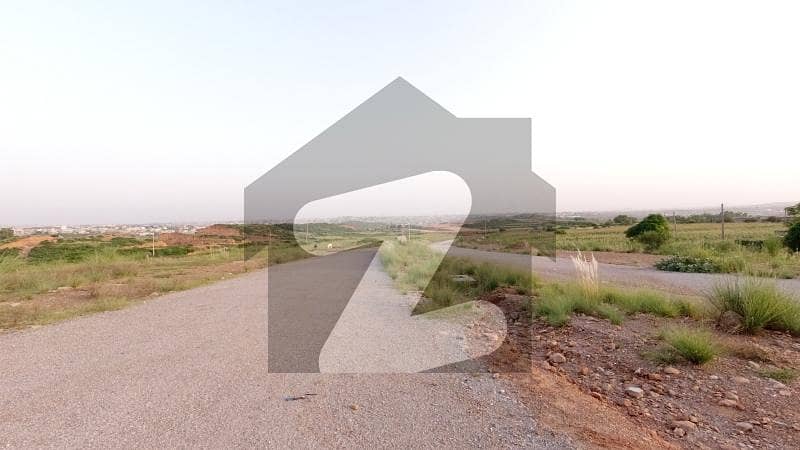 Get This Amazing 1 Kanal Residential Plot Available In C-15 Get This Amazing 1 Kanal Residential Plot Available In C-15