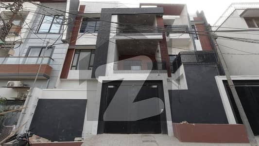 Buy Prime Location 2500 Square ft Upper Portion At Highly Affordable Price