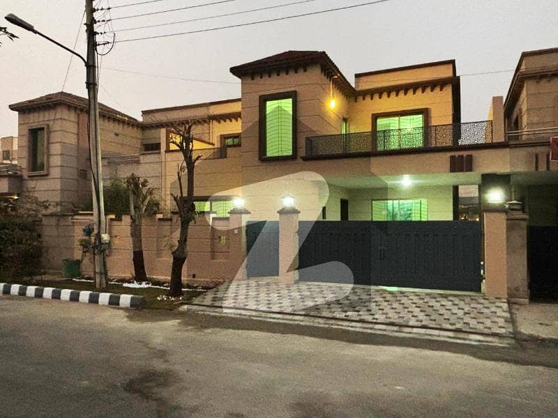 Askari 11 | Stylish 4-Bed 12 Marla House | Top Renovation | Prime Location Askari 11 | Stylish 4-Bed 12 Marla House | Top Renovation | Prime Location