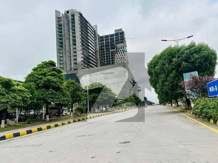 b17 E Block 30x60 60feet road plot available for sale in vary reasonable price b17 E Block 30x60 60feet road plot available for sale in vary reasonable price