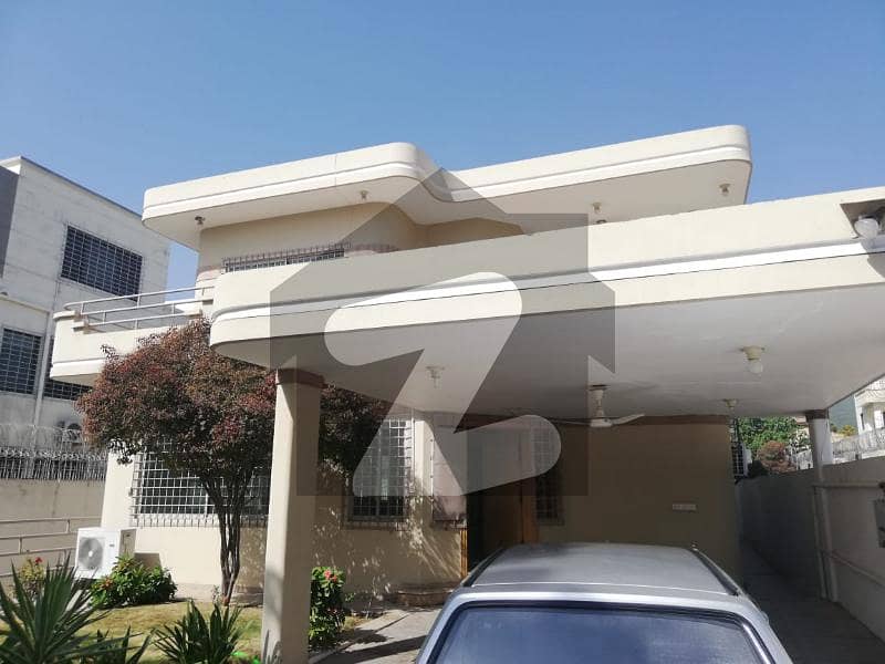 ایف ۔ 6 اسلام آباد میں 7 کمروں کا 1 کنال مکان 15.0 لاکھ میں کرایہ پر دستیاب ہے۔ ایف ۔ 6 اسلام آباد میں 7 کمروں کا 1 کنال مکان 15.0 لاکھ میں کرایہ پر دستیاب ہے۔