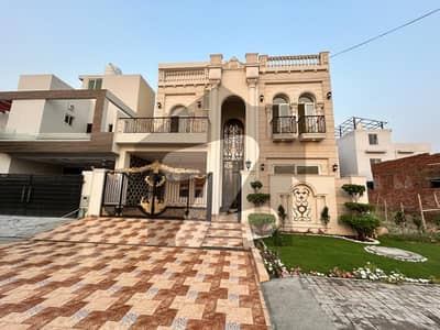 10 Marla Ultra Luxury House For Sale In Bankers Avenue Bedian Road, Lahore! 10 Marla Ultra Luxury House For Sale In Bankers Avenue Bedian Road, Lahore!