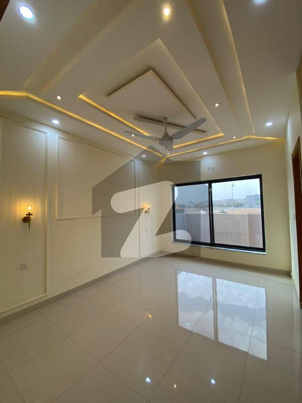 Book A 1 Kanal Upper Portion In Bahria Town Phase 8 Book A 1 Kanal Upper Portion In Bahria Town Phase 8