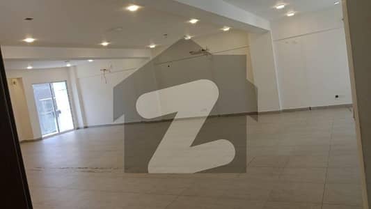 بخاری کمرشل ایریا ڈی ایچ اے فیز 6,ڈی ایچ اے ڈیفینس,کراچی میں 8 مرلہ دفتر 2.85 لاکھ میں کرایہ پر دستیاب ہے۔