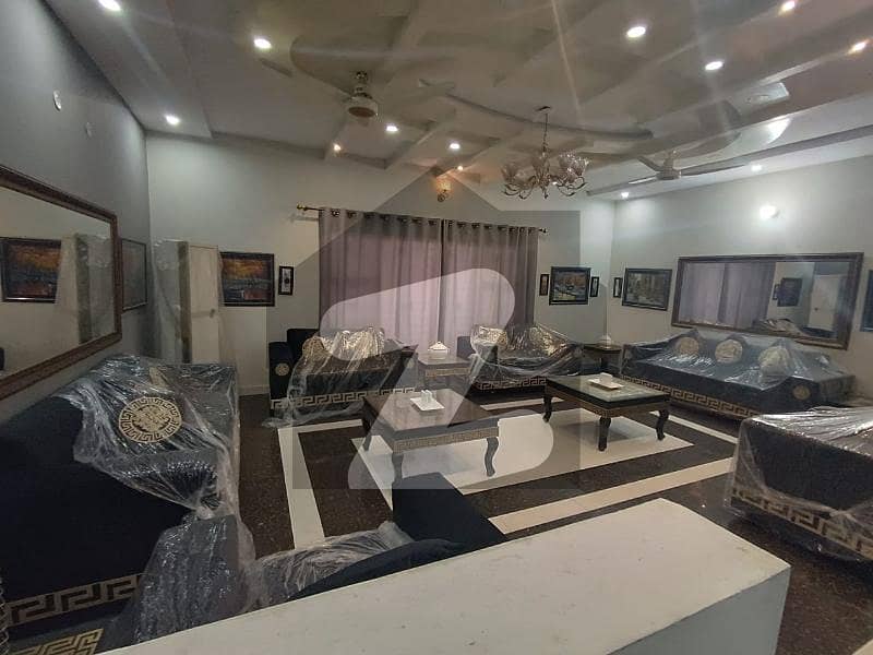 Flat 1 Beds for Rent in Cantt Fully Furnished Flat 1 Beds for Rent in Cantt Fully Furnished