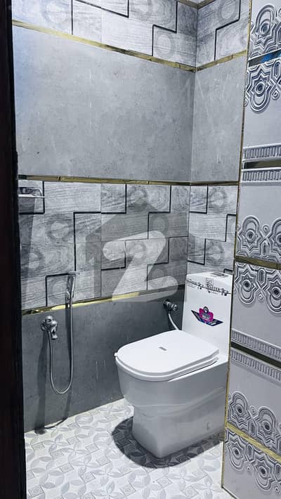 ایف ۔ 17/2 ایف ۔ 17,اسلام آباد میں 1 کمرے کا 2 مرلہ فلیٹ 26.0 ہزار میں کرایہ پر دستیاب ہے۔