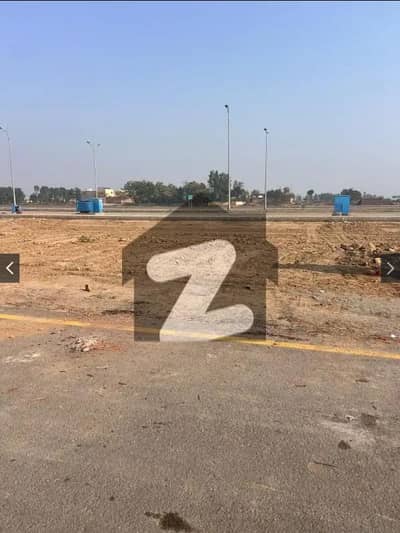 ڈی ایچ اے فیز9 پریزم - بلاک اے ڈی ایچ اے فیز9 پریزم,ڈی ایچ اے ڈیفینس,لاہور میں 4 مرلہ کمرشل پلاٹ 3.3 کروڑ میں برائے فروخت۔