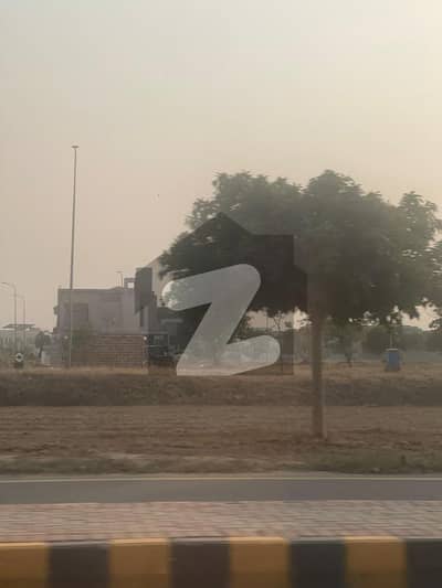 8 Marla Prime location Commercial Plot is Available for Sale in DHA Phase 7 Cca2 lahore cantt