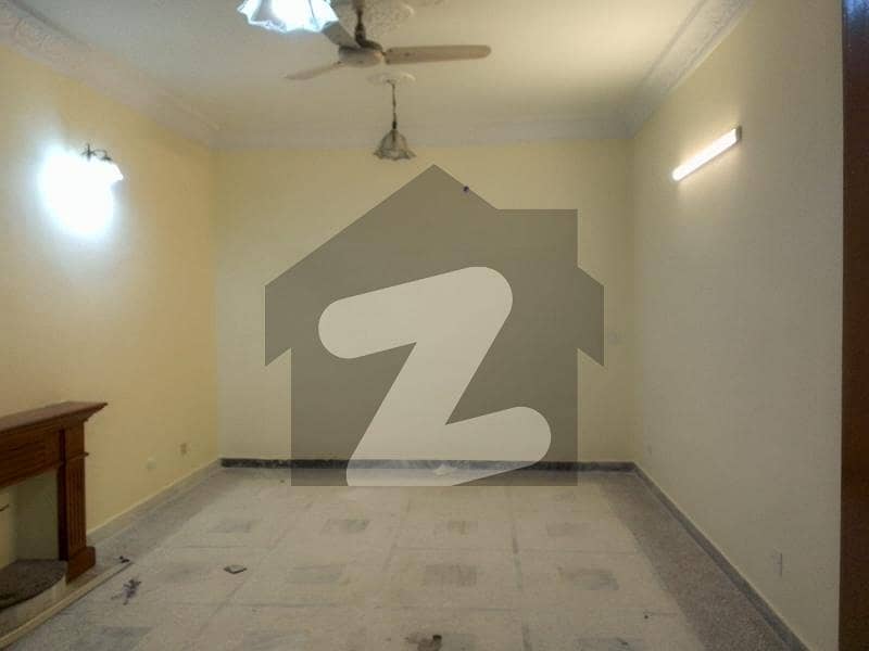 Beautiful Location Ground Portion Available For Rent In F-11 Beautiful Location Ground Portion Available For Rent In F-11