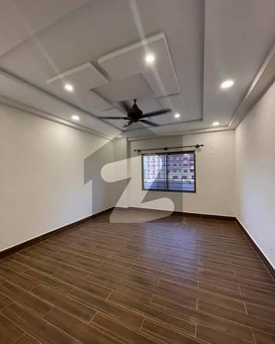DOUBLE STOREY BUNGALOW WELL MAINTAINED FOR SALE PRIME LOCATION AT BLOCK 5 GULSHAN DOUBLE STOREY BUNGALOW WELL MAINTAINED FOR SALE PRIME LOCATION AT BLOCK 5 GULSHAN