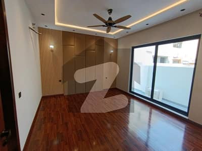 10 Marla Brand New Modern House For Sale In DHA Phase 5 Lahore ! 10 Marla Brand New Modern House For Sale In DHA Phase 5 Lahore !