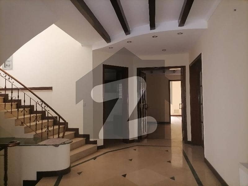 ای ۔ 7 اسلام آباد میں 5 کمروں کا 2 کنال مکان 80.0 کروڑ میں برائے فروخت۔ ای ۔ 7 اسلام آباد میں 5 کمروں کا 2 کنال مکان 80.0 کروڑ میں برائے فروخت۔