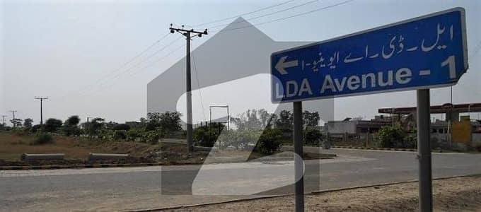 ایل ڈی اے ایوینیو ۔ بلاک ایم ایل ڈی اے ایوینیو,لاہور میں 10 مرلہ رہائشی پلاٹ 1.19 کروڑ میں برائے فروخت۔ ایل ڈی اے ایوینیو ۔ بلاک ایم ایل ڈی اے ایوینیو,لاہور میں 10 مرلہ رہائشی پلاٹ 1.19 کروڑ میں برائے فروخت۔