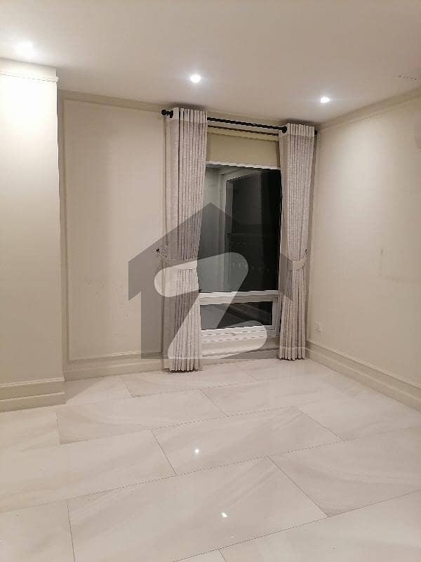 3 Bedroom Luxury Apartment in Gulberg 3 Bedroom Luxury Apartment in Gulberg