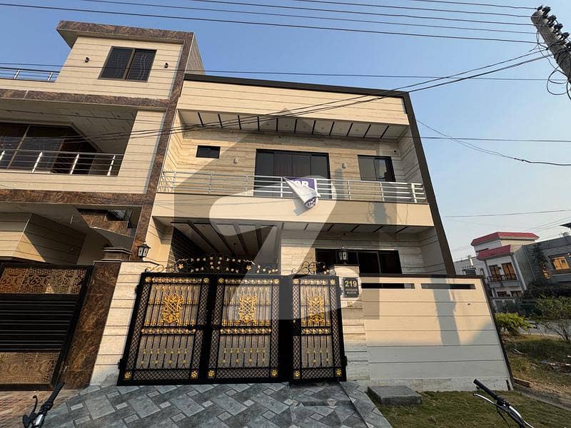 5 Marla Luxury House For Sale 5 Marla Luxury House For Sale