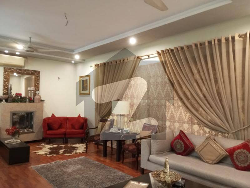 32 MARLA PLOT PRICE BANGLOW IN CAVELRY EXT. 32 MARLA PLOT PRICE BANGLOW IN CAVELRY EXT.