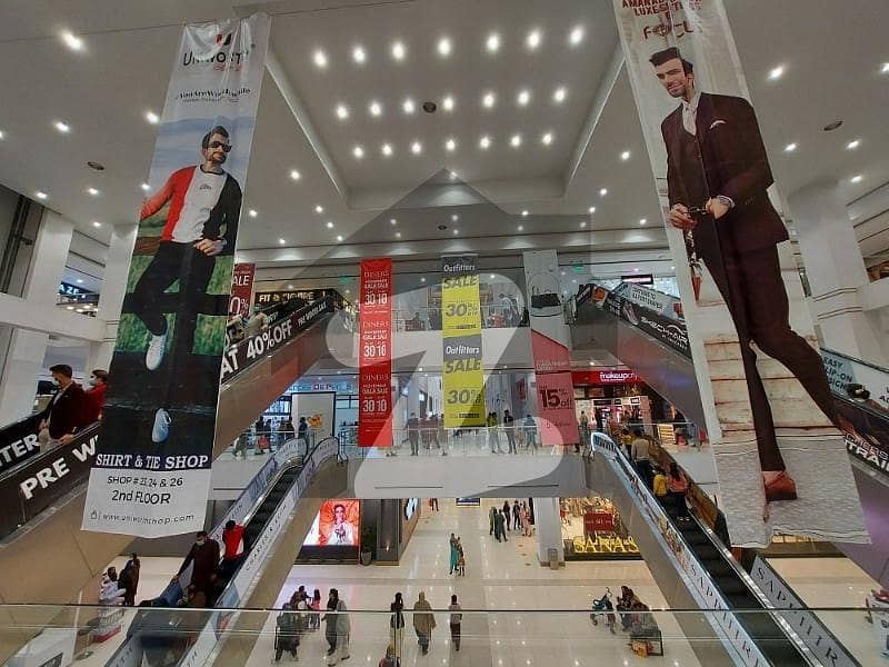 A Shop Of 158 Square Feet In Rs. 13500000/- A Shop Of 158 Square Feet In Rs. 13500000/-