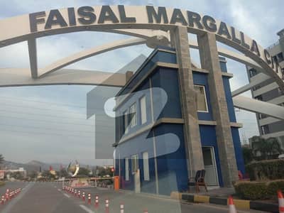 Plot For Sale, 8 Marla In FMC