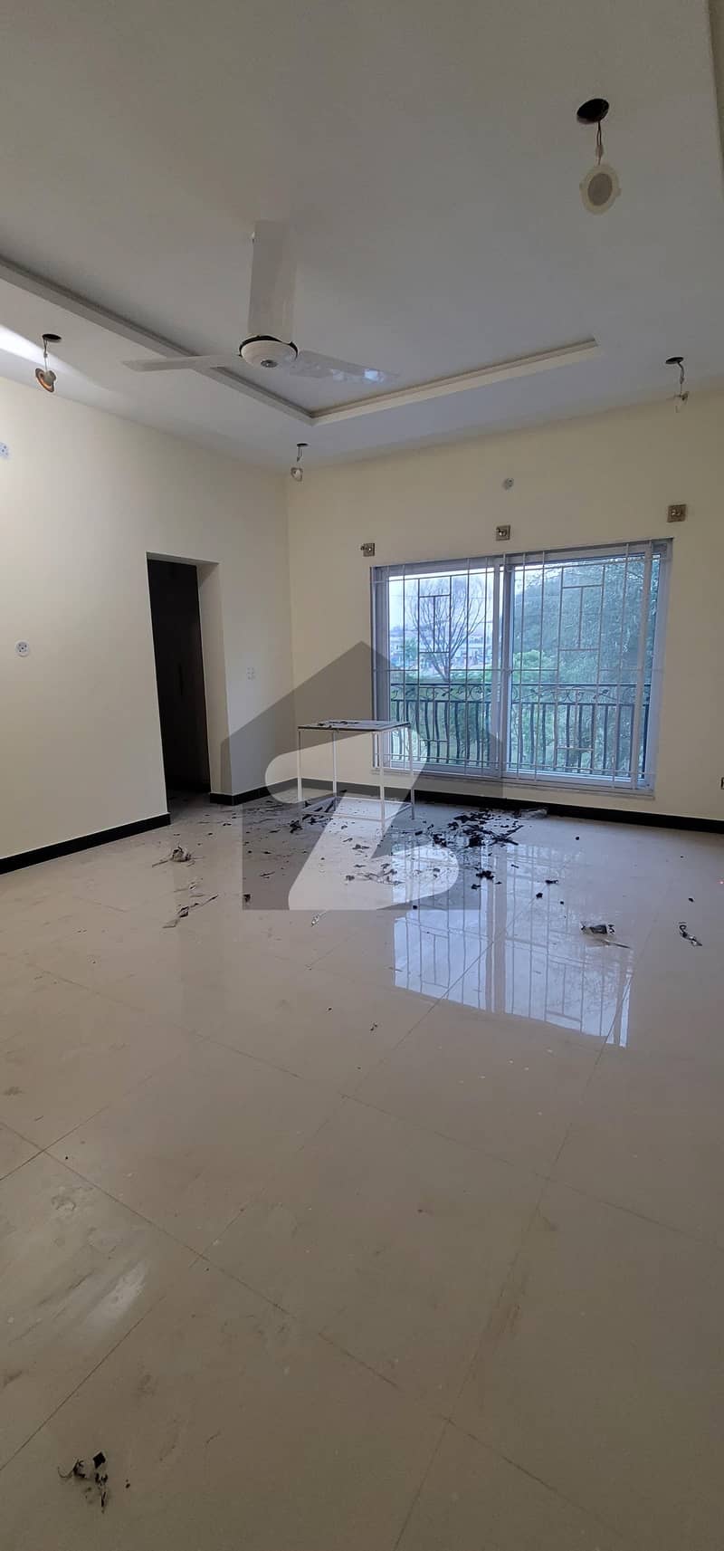 6 Bedrooms 14 Marla Full House For Rent In G13 6 Bedrooms 14 Marla Full House For Rent In G13