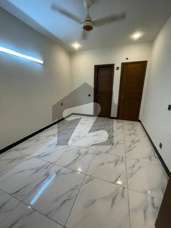 3 BEDROOMS DRAWING NEW PORTION FOR SALE 3 BEDROOMS DRAWING NEW PORTION FOR SALE