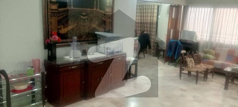 HOUSE FOR SALE BLOCK H HOUSE FOR SALE BLOCK H