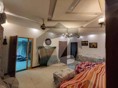 عسکری 11 ۔ سیکٹر بی عسکری 11,عسکری,لاہور میں 1 کنال پینٹ ہاؤس 6.5 کروڑ میں برائے فروخت۔