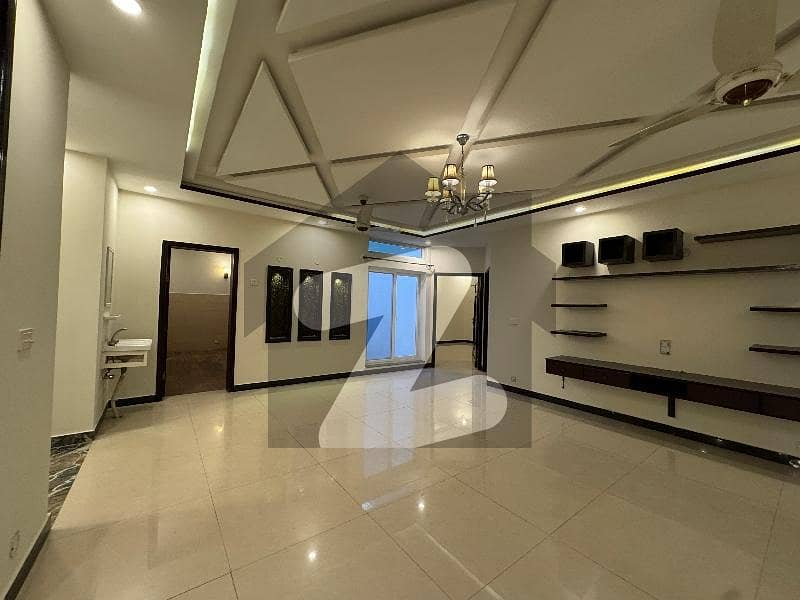 14 Marla Upper Portion For Rent In G-13 Islamabad 14 Marla Upper Portion For Rent In G-13 Islamabad