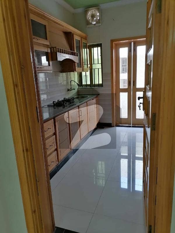 04 Marla upper portion available for rent in G-13 04 Marla upper portion available for rent in G-13