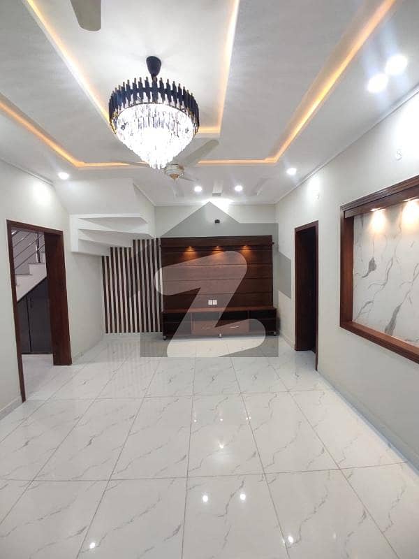 beautiful luxury double unit house for rent in ideal location beautiful luxury double unit house for rent in ideal location