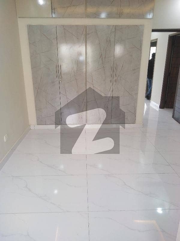 Fully Renovated Just Like BRAND-NEW Flat Fully Renovated Just Like BRAND-NEW Flat