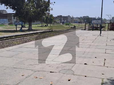 Highly-Desirable House Available In Vanike Tarar Road For Sale