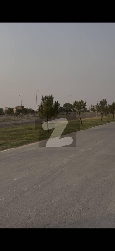 پارک ویو سٹی ۔ اوورسیز بلاک پارک ویو سٹی,لاہور میں 10 مرلہ رہائشی پلاٹ 1.05 کروڑ میں برائے فروخت۔