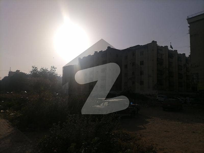 400 Square Yards Commercial Plot Ideally Situated In Gulistan-e-Jauhar - Block 3 400 Square Yards Commercial Plot Ideally Situated In Gulistan-e-Jauhar - Block 3