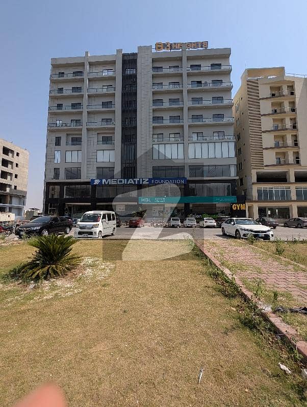 بحریہ بزنس ڈسٹرکٹ بحریہ ٹاؤن فیز 8,بحریہ ٹاؤن راولپنڈی,راولپنڈی میں 2 کمروں کا 6 مرلہ فلیٹ 2.16 کروڑ میں برائے فروخت۔