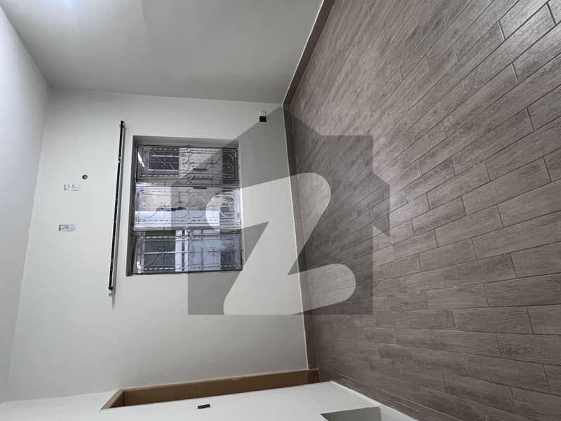 G 9/3 upper portion for rent G 9/3 upper portion for rent
