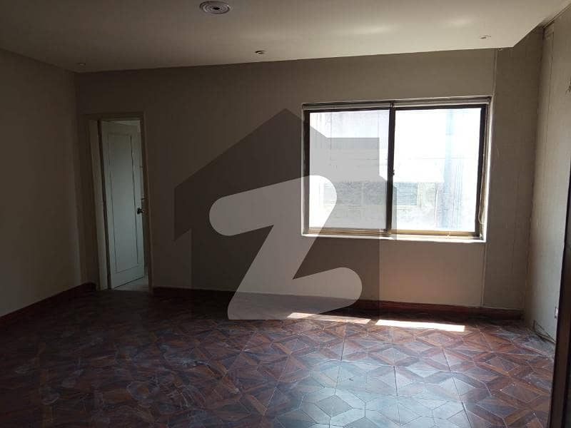 Avail Yourself A Great 1 Kanal House In Gulberg 3 Avail Yourself A Great 1 Kanal House In Gulberg 3