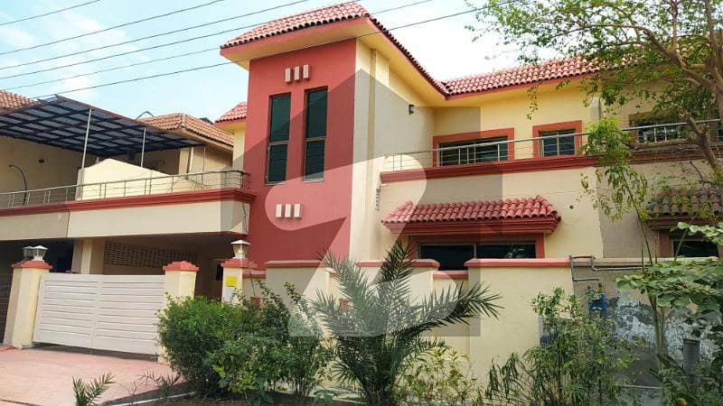 10-Marla 4-Bedroom House For Rent In Askari-11 Lahore 10-Marla 4-Bedroom House For Rent In Askari-11 Lahore