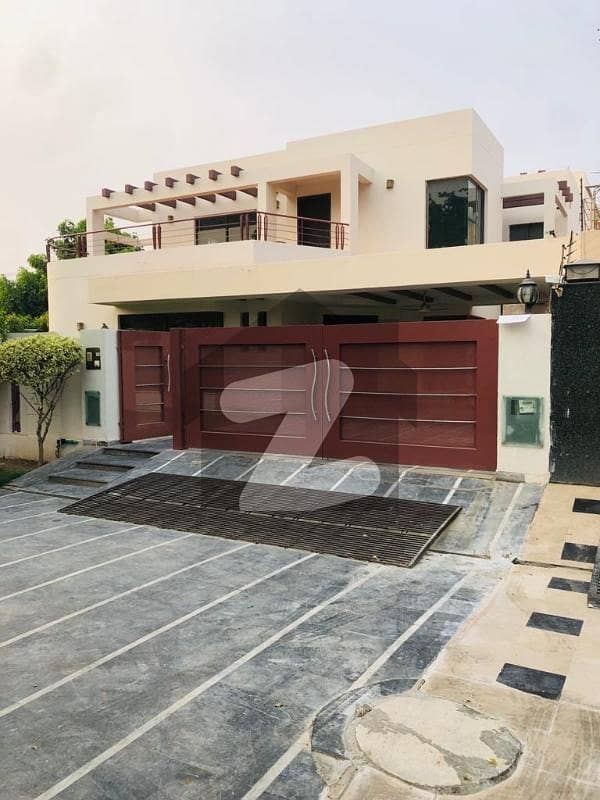 20 Marla Elegant And Fully Maintained Super Hot Located Bungalows' Upper Portion Is Available For Rent In The Best Block Of DHA Lahore. 20 Marla Elegant And Fully Maintained Super Hot Located Bungalows' Upper Portion Is Available For Rent In The Best Block Of DHA Lahore.