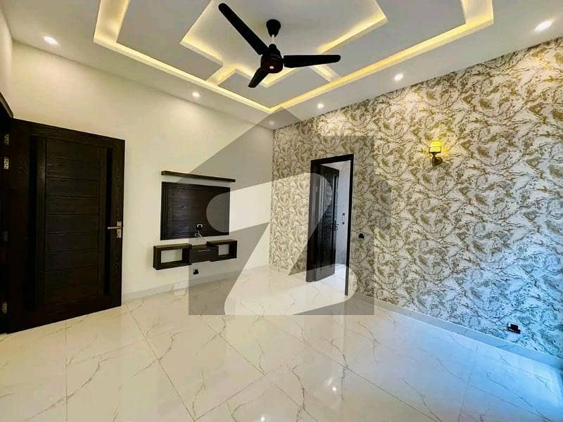 10 Marla Upper Portion For Rent 10 Marla Upper Portion For Rent