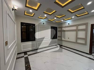 5 Marla Double Story Full Ready To Move Location Very Hot With 4 Bed
