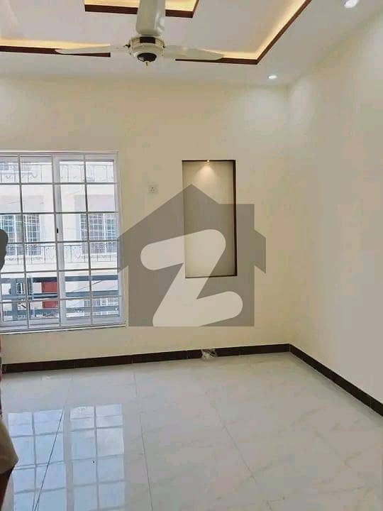 10 Marla Ground Portion Available For Rent 10 Marla Ground Portion Available For Rent