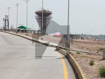 ڈی ایچ اے فیز 6 - سیکٹر سی2 ڈی ایچ اے ڈیفینس فیز 6 ,ڈی ایچ اے ڈیفینس,اسلام آباد میں 1 کنال رہائشی پلاٹ 1.25 کروڑ میں برائے فروخت۔