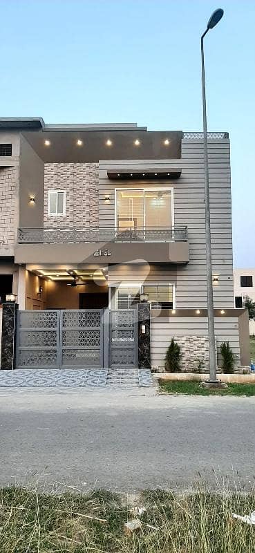 5 Marla decent house for sale 5 Marla decent house for sale