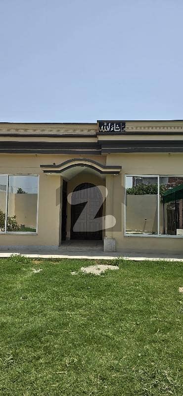 بہادر پور ملتان میں 4 کمروں کا 1 کنال مکان 75.0 ہزار میں کرایہ پر دستیاب ہے۔ بہادر پور ملتان میں 4 کمروں کا 1 کنال مکان 75.0 ہزار میں کرایہ پر دستیاب ہے۔