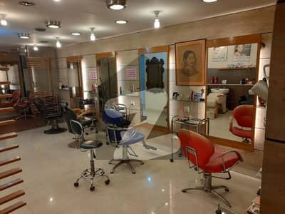 A Spacious Prime Location 970 Square Feet Office In Stadium Commercial Area
