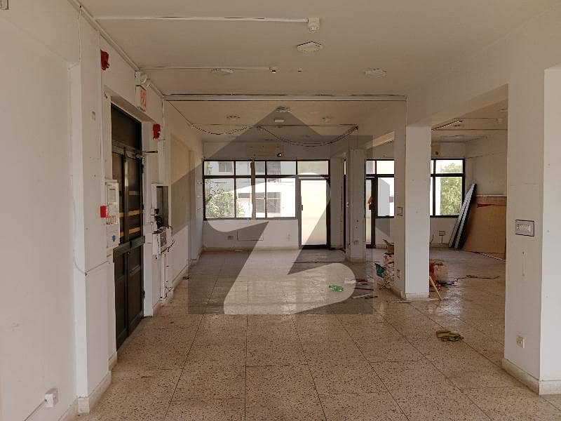3000 SQ ft Half Floor Office Space For Rent On Jinnah Avenue,In Blue Area, Islamabad 3000 SQ ft Half Floor Office Space For Rent On Jinnah Avenue,In Blue Area, Islamabad