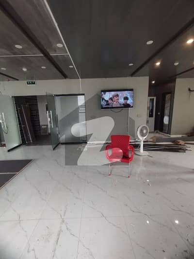 8 Marla Floor Available For Rent In DHA Phase 5 Near to Park
