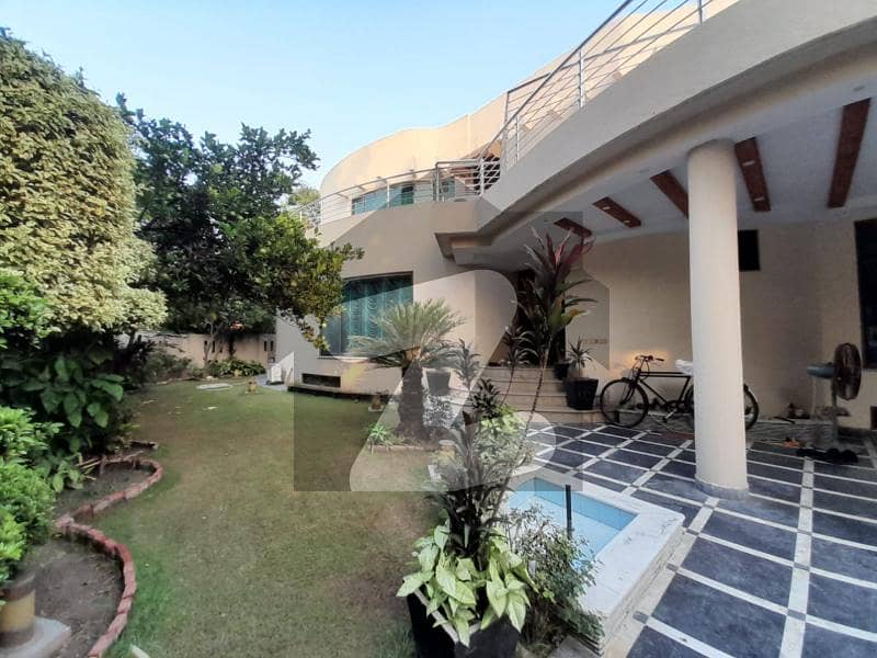 4 KANAL COMMERICAL PAID HOUSE FOR RENT 4 KANAL COMMERICAL PAID HOUSE FOR RENT