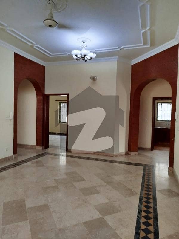 ایف ۔ 11 اسلام آباد میں 3 کمروں کا 1 کنال بالائی پورشن 1.75 لاکھ میں کرایہ پر دستیاب ہے۔ ایف ۔ 11 اسلام آباد میں 3 کمروں کا 1 کنال بالائی پورشن 1.75 لاکھ میں کرایہ پر دستیاب ہے۔