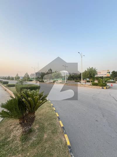 8 Marla Main Road + Corner Plot For Sale In Gulberg Residencia Islamabad LOP Approved